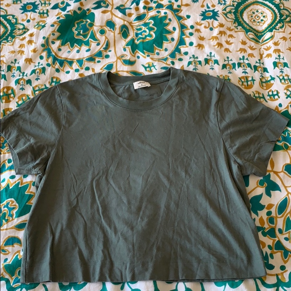 Olive green cropped tee